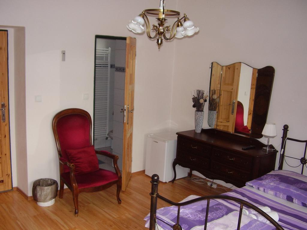 Penzion Vecerka Lednice Room photo